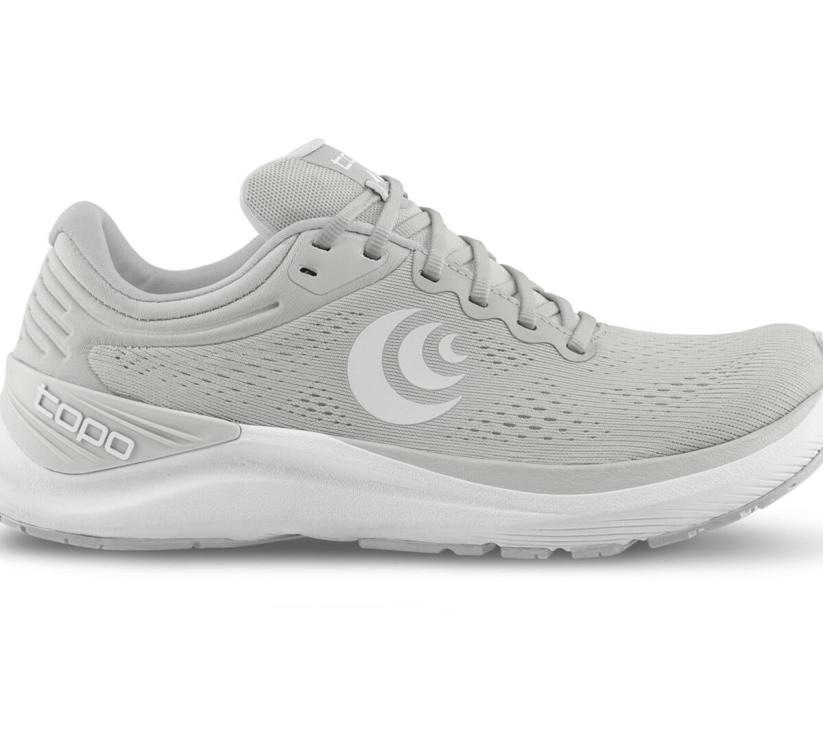 TOPO ATHLETIC ULTRAFLY 4